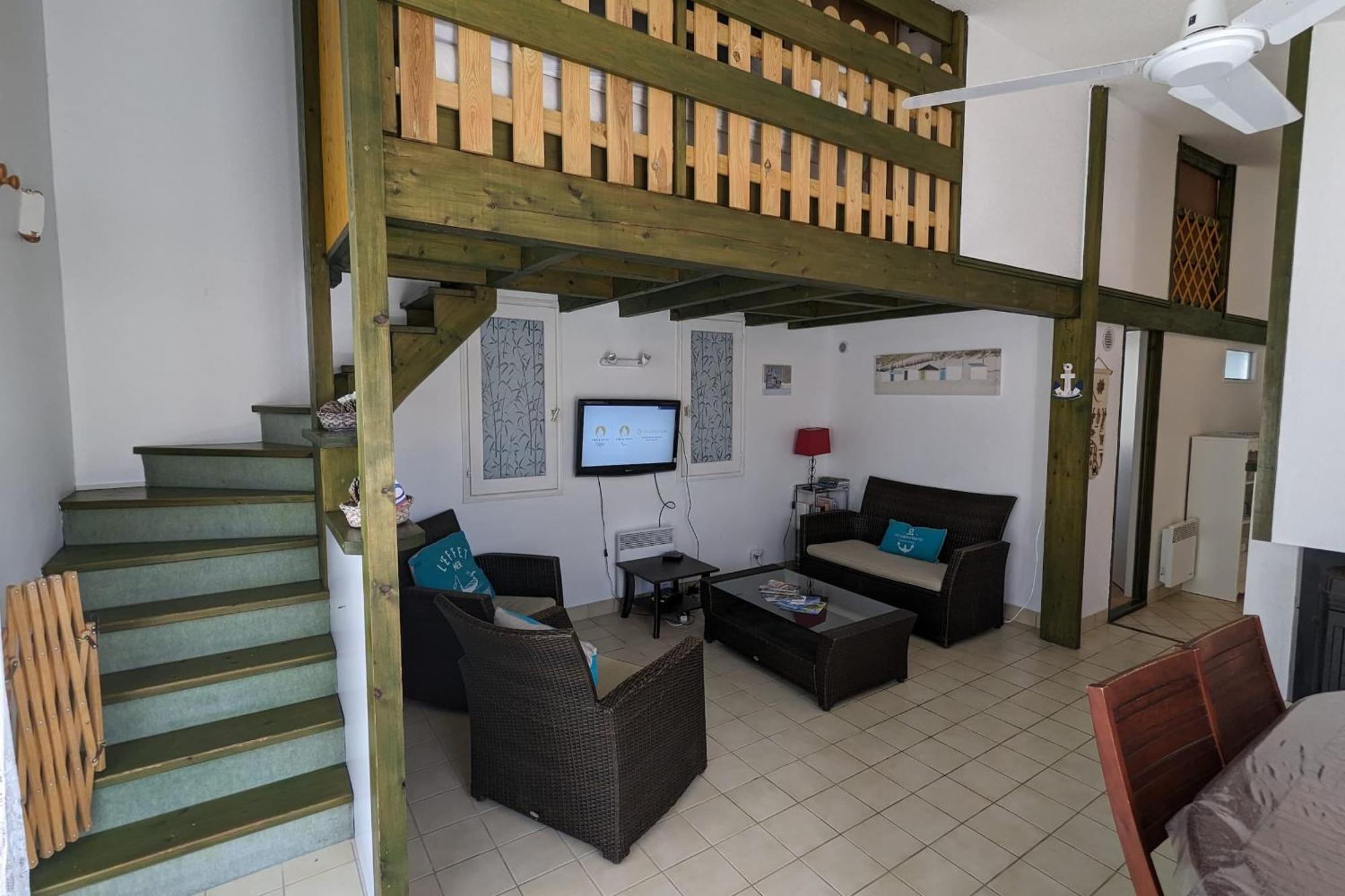 Spacious Nest With Terrace Near The Beach Saint-Hilaire-de-Talmont Exterior foto